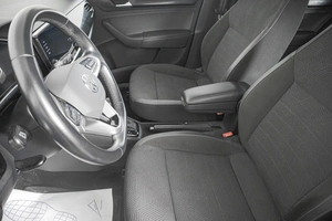 Лифтбек Volkswagen Polo 2021 года, 2049000 рублей, Кемерово