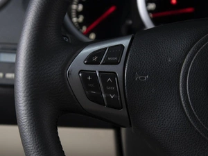 Внедорожник Suzuki Grand Vitara 2012 года, 1450000 рублей, Омск