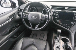 Седан Toyota Camry 2018 года, 3349000 рублей, Красноярск