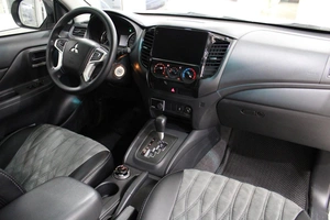 Пикап Mitsubishi L200 2022 года, 3708000 рублей, Красноярск