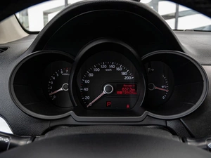 Хетчбэк Kia Picanto 2013 года, 830000 рублей, Краснодар