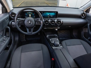 Хетчбэк Mercedes-benz A-класс 2020 года, 2549000 рублей, Саратов