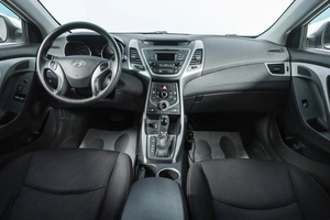 Седан Hyundai Elantra 2014 года, 1199000 рублей, Новосибирск