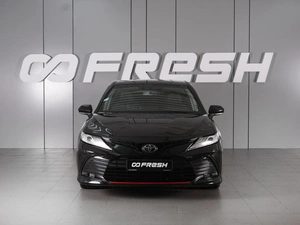 Седан Toyota Camry 2021 года, 3410000 рублей, Красный Пахарь