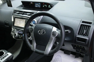 Универсал Toyota Prius Alpha 2016 года, 1398000 рублей, Солонцы