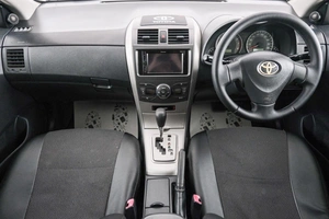 Универсал Toyota Corolla Fielder 2010 года, 889000 рублей, Красноярск