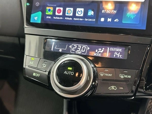 Универсал Toyota Prius Alpha 2017 года, 1690000 рублей, Красноярск