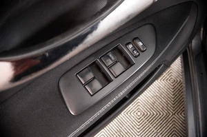 Хетчбэк Toyota Auris 2009 года, 609000 рублей, Пермь