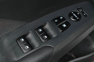 Седан Hyundai Solaris 2019 года, 1379000 рублей, Тюмень