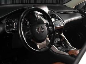 Внедорожник Lexus NX 2015 года, 2699000 рублей, Тюмень