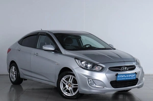Седан Hyundai Solaris 2012 года, 749000 рублей, Челябинск