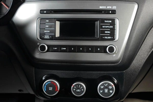 Седан Kia Rio 2016 года, 1059000 рублей, Тюмень