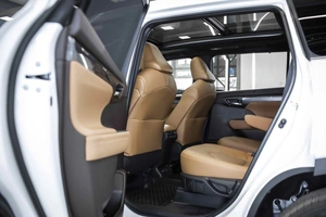 Внедорожник Toyota Highlander 2022 года, 8999000 рублей, Москва