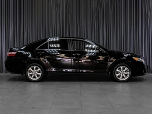 Седан Toyota Camry 2011 года, 1459000 рублей, Тюмень