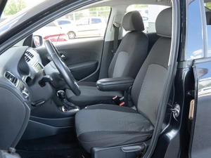 Седан Volkswagen Polo 2013 года, 925000 рублей, Волгоград