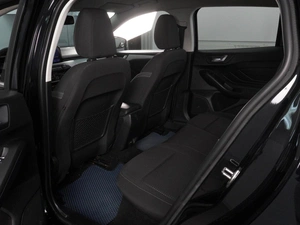 Универсал Ford Focus 2019 года, 1298000 рублей, Красный Пахарь