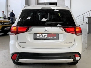 Внедорожник Mitsubishi Outlander 2015 года, 1787000 рублей, Солонцы