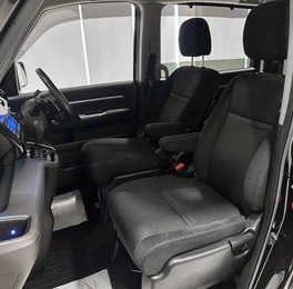 Минивэн Honda Stepwgn Spada 2018 года, 1997000 рублей, Красноярск
