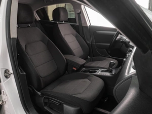Седан Volkswagen Passat 2011 года, 888000 рублей, Тюмень
