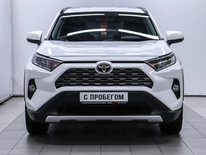 Внедорожник Toyota RAV4 2021 года, 3895000 рублей, Красноярск