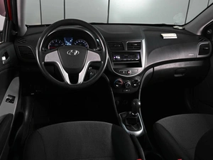 Хетчбэк Hyundai Solaris 2013 года, 879000 рублей, Аксай