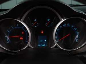 Хетчбэк Chevrolet Cruze 2013 года, 699000 рублей, Воронеж