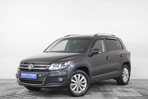 Внедорожник Volkswagen Tiguan 2016 года, 1649000 рублей, Кемерово