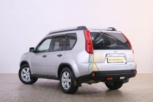 Внедорожник Nissan X-Trail 2010 года, 1149000 рублей, Омск