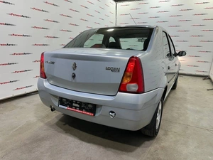 Седан Renault Logan 2009 года, 435000 рублей, Красноярск