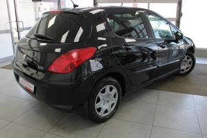 Хетчбэк Peugeot 308 2009 года, 385000 рублей, Красноярск