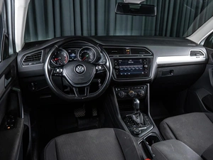 Внедорожник Volkswagen Tiguan 2019 года, 2349000 рублей, Волгоград