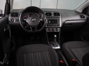 Седан Volkswagen Polo 2018 года, 1219000 рублей, Воронеж