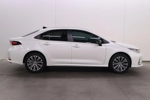 Седан Toyota Corolla 2019 года, 2360000 рублей, Брянск