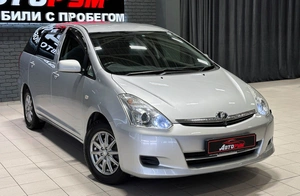 Минивэн Toyota Wish 2008 года, 997000 рублей, Красноярск