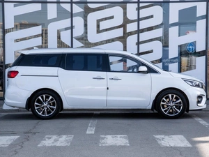 Минивэн Kia Carnival 2019 года, 3049000 рублей, Краснодар