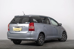 Минивэн Toyota Wish 2005 года, 699000 рублей, Томск