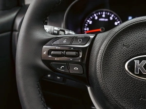 Седан Kia Rio 2018 года, 1598000 рублей, Краснодар