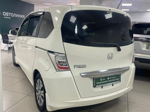 Минивэн Honda Freed 2012 года, 1085000 рублей, Ачинск