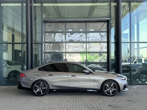 Седан BMW 5 серия 2025 года, 9550000 рублей, Уфа