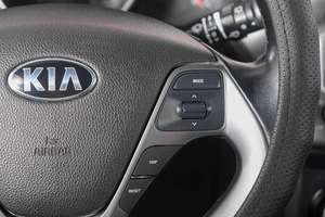 Хетчбэк Kia Rio 2016 года, 1099000 рублей, Кемерово