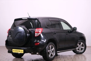 Внедорожник Toyota RAV4 2011 года, 1699000 рублей, Омск
