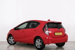 Хетчбэк Toyota Aqua 2016 года, 1109000 рублей, Красноярск