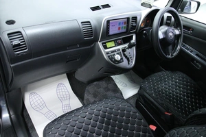 Минивэн Toyota Wish 2003 года, 888000 рублей, Солонцы