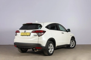 Внедорожник Honda Vezel 2015 года, 1789000 рублей, Новосибирск