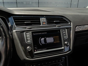 Внедорожник Volkswagen Tiguan 2017 года, 2375000 рублей, Краснодар