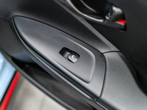 Хетчбэк Hyundai Veloster 2020 года, 3100000 рублей, Красноярск