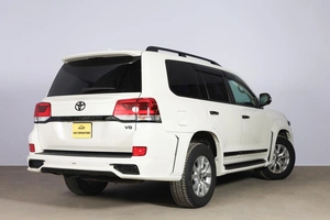 Внедорожник Toyota Land Cruiser 2016 года, 6009000 рублей, Новосибирск
