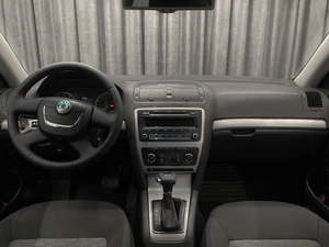 Лифтбек Skoda Octavia 2013 года, 749000 рублей, Красноярск