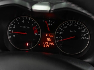 Хетчбэк Nissan Note 2011 года, 799000 рублей, Тюмень