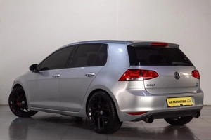 Хетчбэк Volkswagen Golf 2013 года, 1289000 рублей, Челябинск